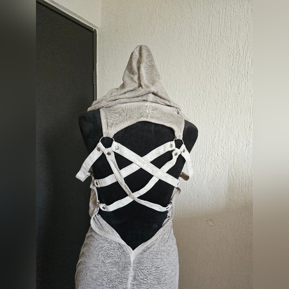 Darker Wavs Ruched Harness Dress - Picture 3 of 11